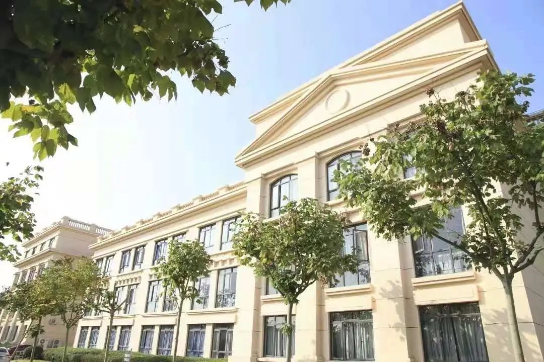 【速看汇总】上海外国语大学2022年招生专业全纪录！