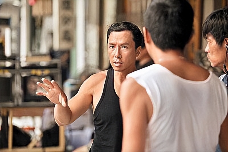 泰森和甄子丹谁更厉害?甄子丹采访时揭晓答案,不是同一个级别的