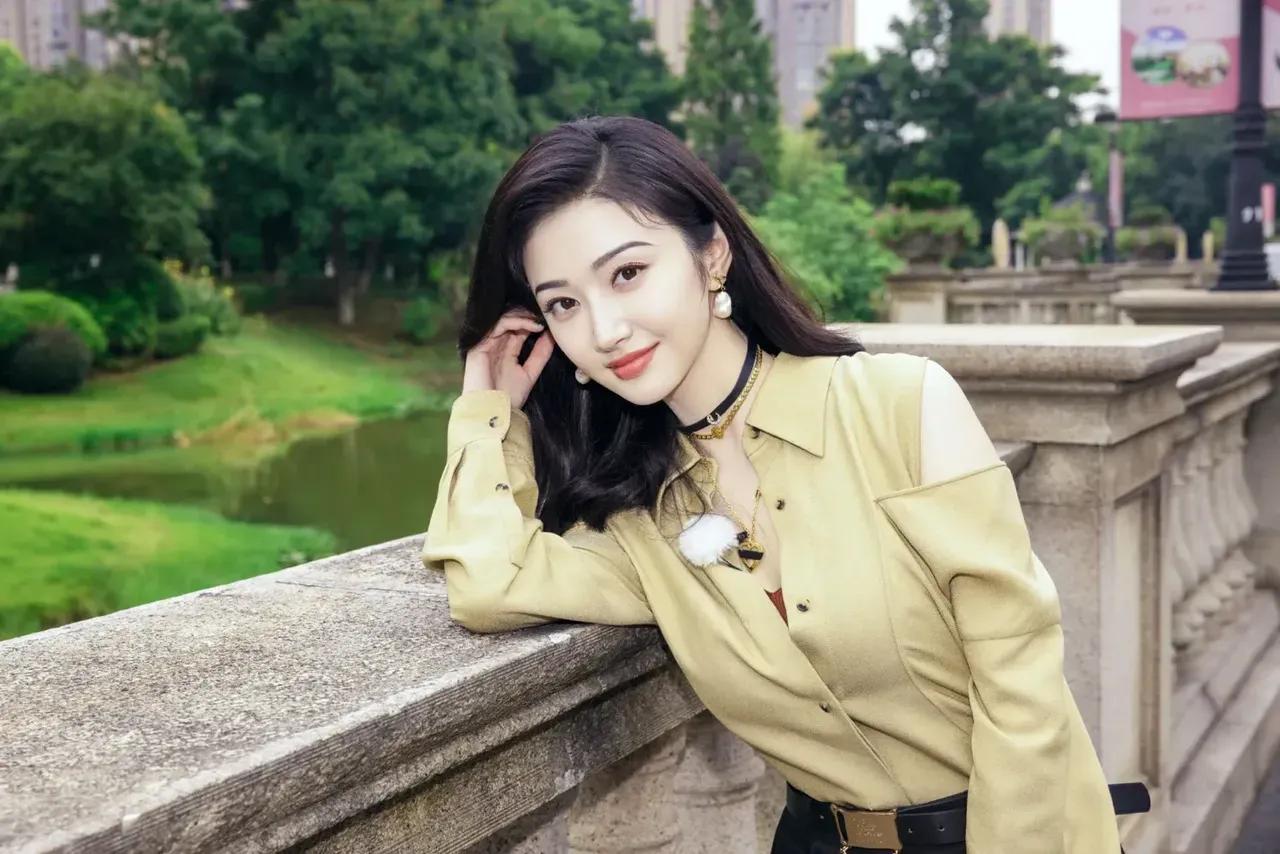 景甜实在太美了