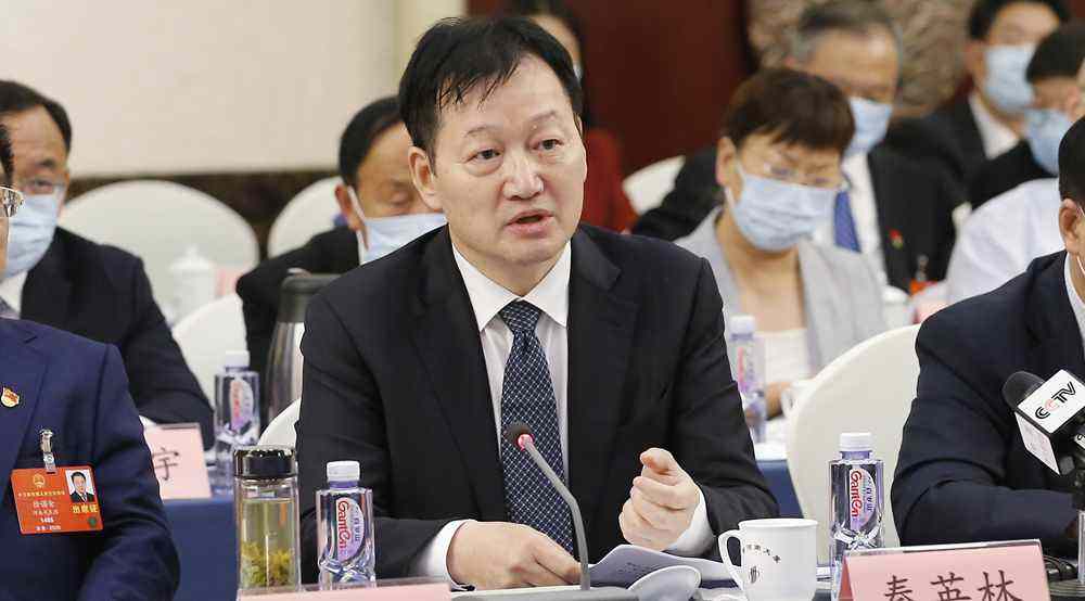 中国最有钱的10个人，女富豪日赚四千万，捐款60亿