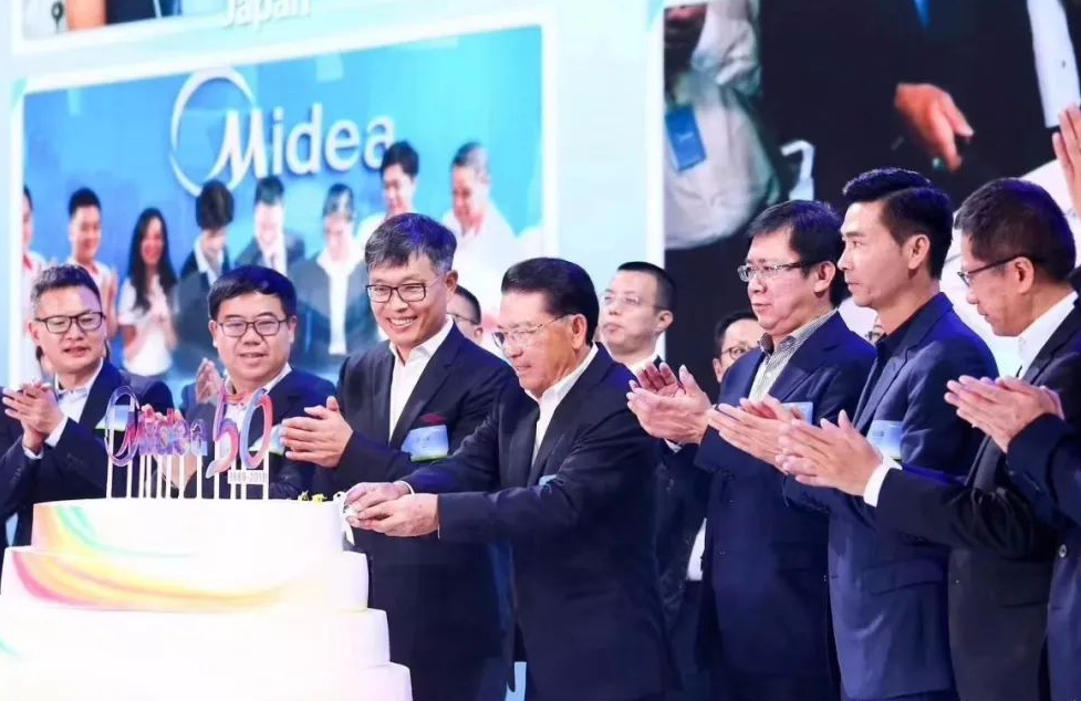 美的老板何享健：坐拥2250亿财富却无人继承？三个孩子均是老总