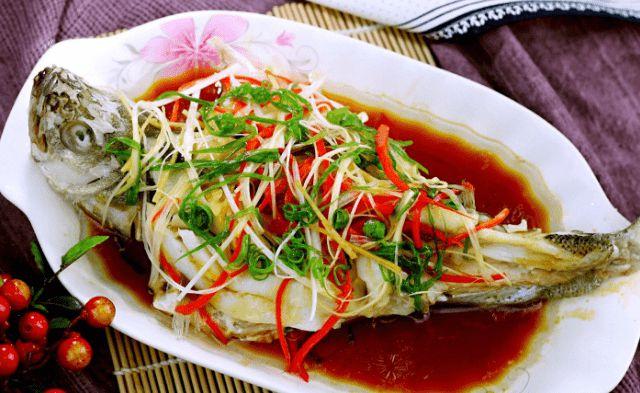 明天高考，这四种食物可多吃，意味着一举高中