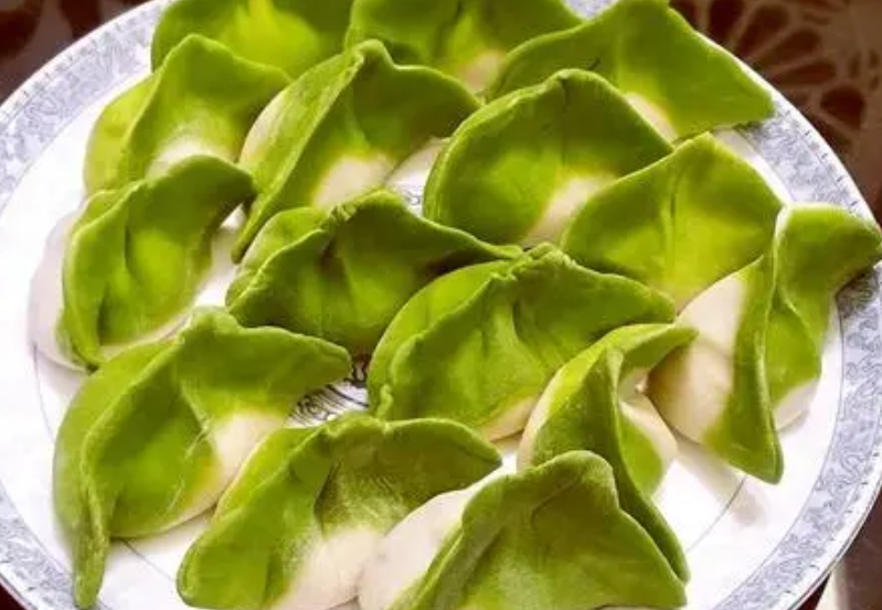 年夜饭包饺子，用它和面，饺子色彩诱人，好看又好吃，孩子抢着吃