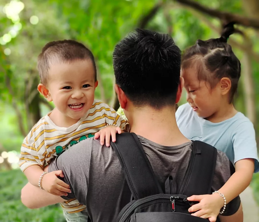 周杰伦官宣三胎!过来人:5年抱3娃的我,给你们讲讲真实生活