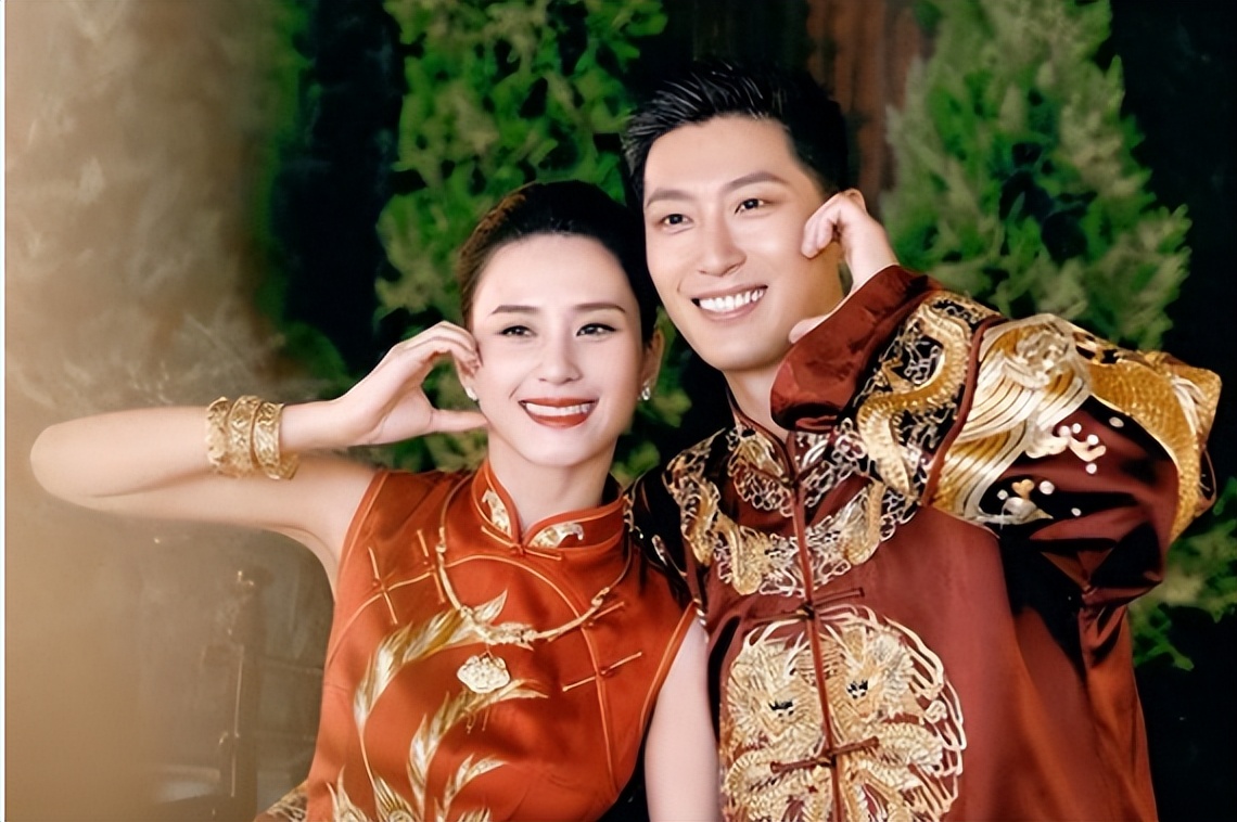 "顶级名媛"何超莲:苦恋吴克群,婉拒霍启山,年仅32身价400亿