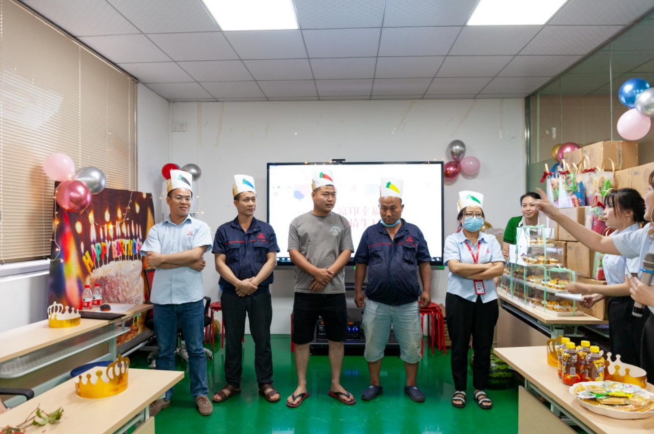 “富印幸福家，濃情生日趴”——富印集團舉行員工集體生日會