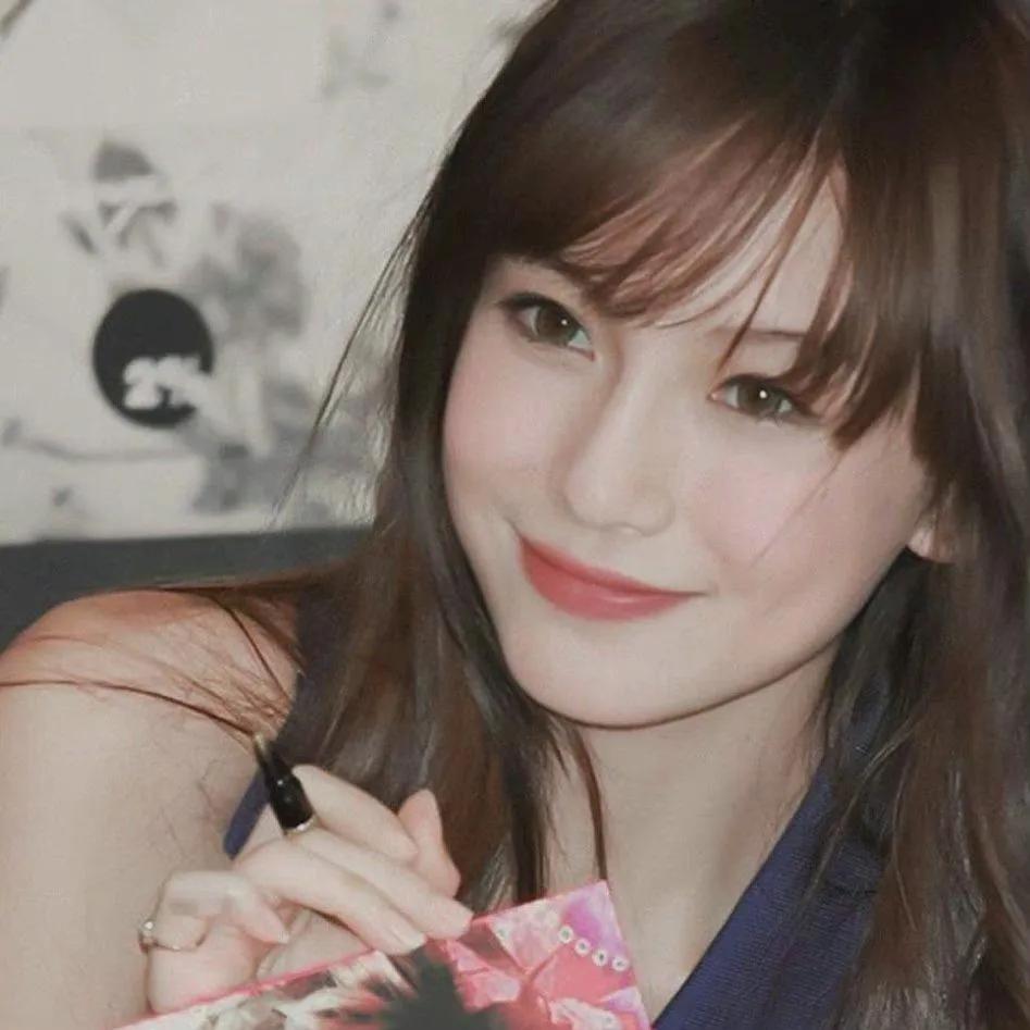 Angelababy早期生图，这颜值可以迷倒众生，美得不像话