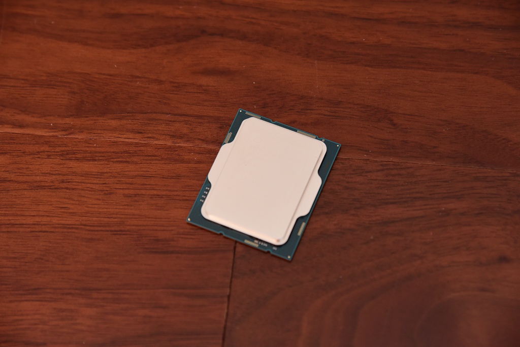 技嘉Z690小雕PRO好板，固态4片，内存6000MHz，12600K实战测试