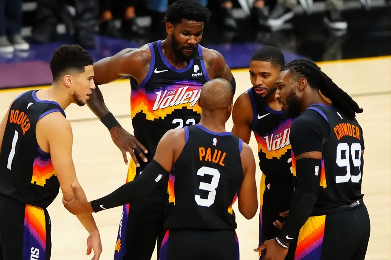 nba四双是哪些人(一夜5笔交易签约动态：艾顿合同创历史，篮网2换14，爵士2换20)