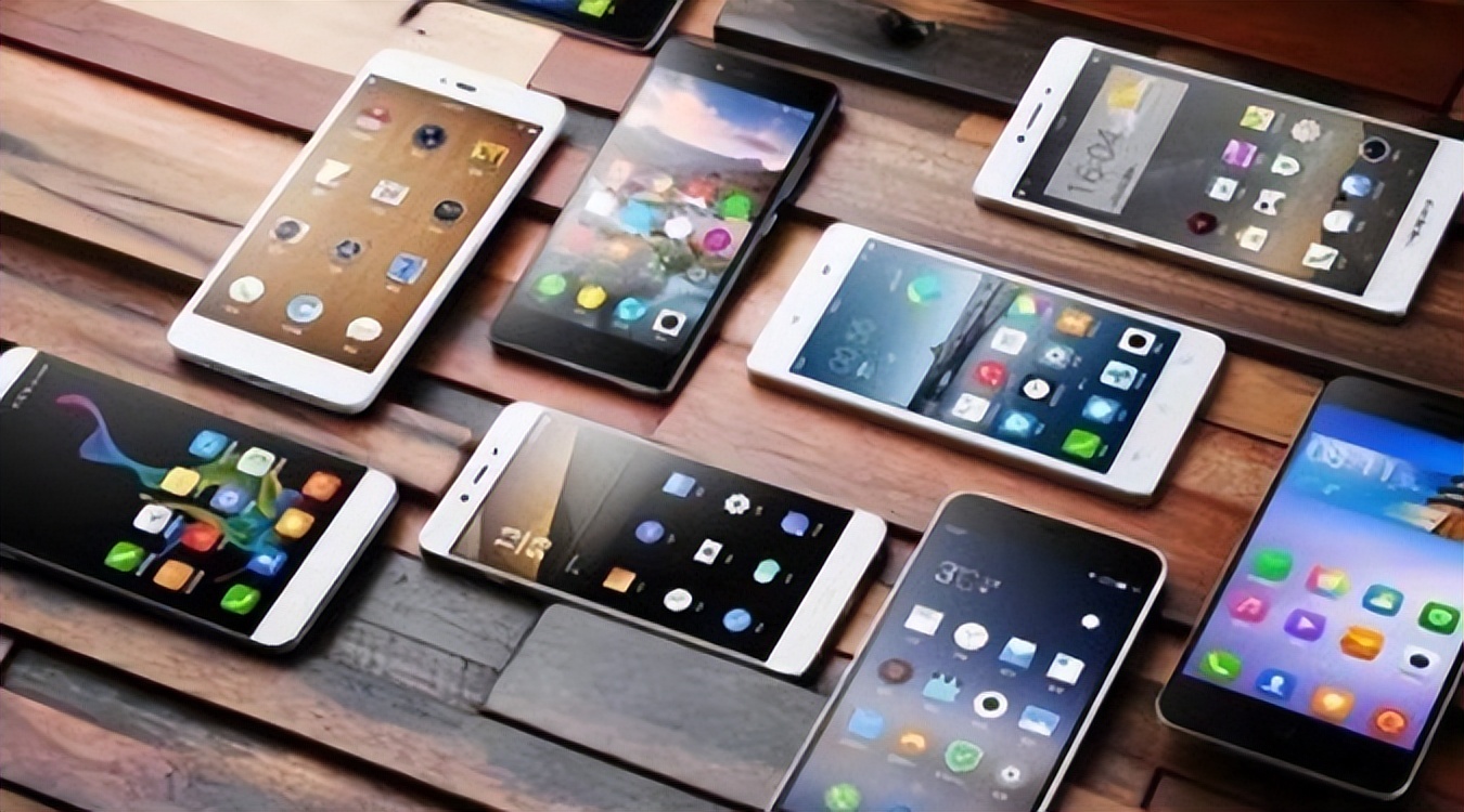 苹果、荣耀和小米各有三款机型跻身今年Q1中国最畅销智能手机前十