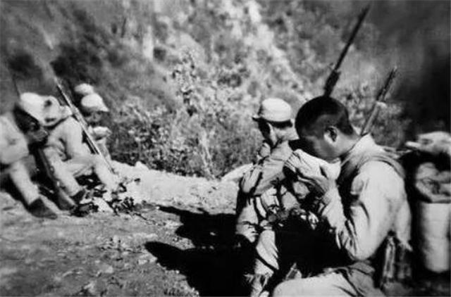 1950年解放军来到此处，国军士兵流着眼泪说：你们怎么才来换防