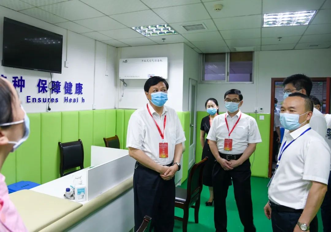 李万千在鹤城开展社会保障“一法一条例”执法检查