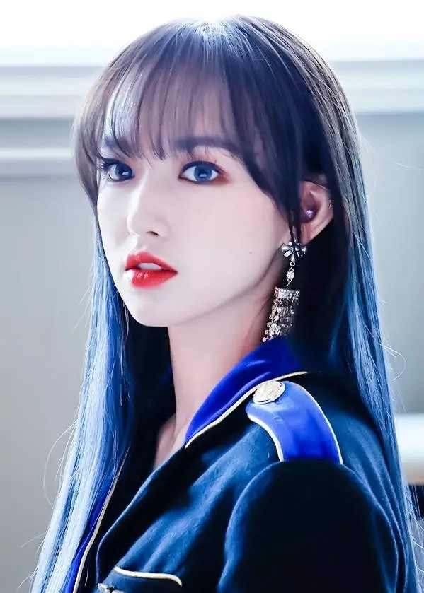 曝梁朝伟出轨小36岁,程潇在日本生下私生子,女方发声回应!