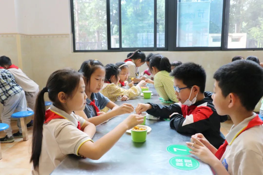 劳动之底色 幸福之源泉｜记双流区实验小学外国语学校劳动系列课程
