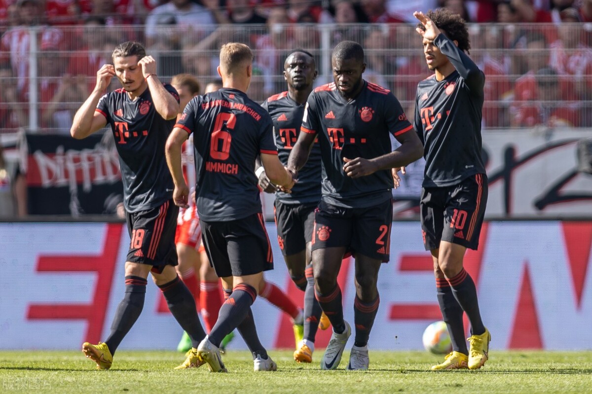 德甲-拜仁1-1柏林联合 遭遇两连平让出榜首 基米希扳平比分