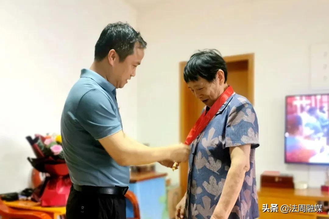 澧县人民医院开展“七一”系列走访慰问活动