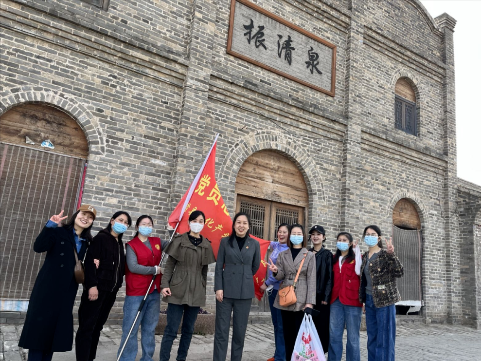 春风拂面，强身健体，文投公司共庆“三八”国际劳动妇女节