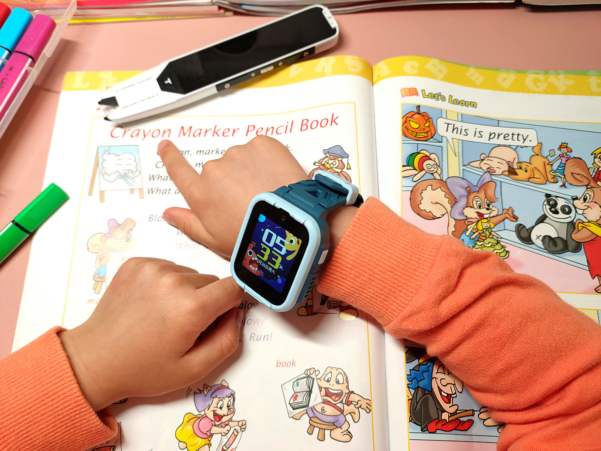 儿童微信+10重AI定位加持：360儿童电话手表10X体验