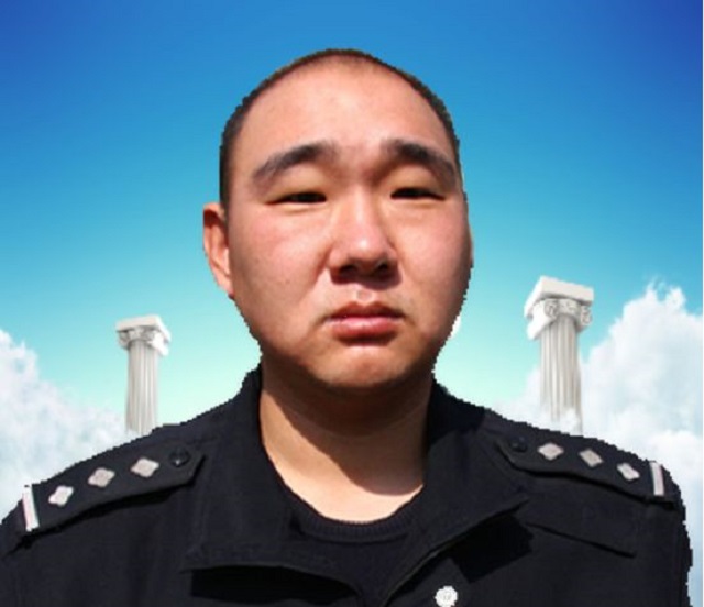 2011年大连32岁交警被人当街打死，打人者有钱有势，结局如何？