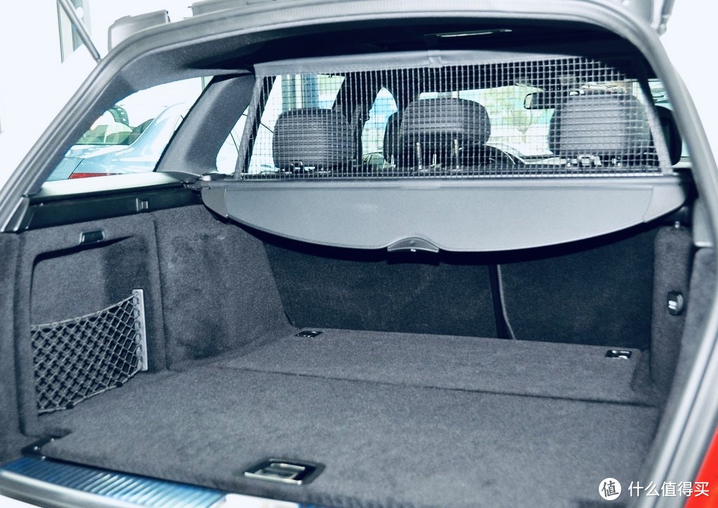 自吸+3.0 V6+后驱+旅行版+原装进口Mercedes，客官还要来点啥？