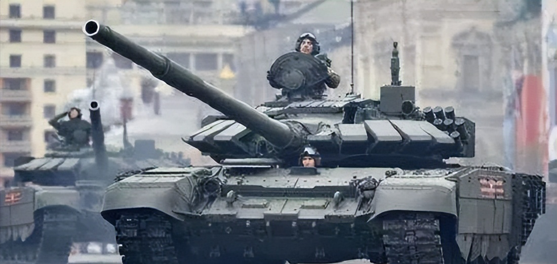 ����˹װ��־����T-72b3ϵ����ս̹��