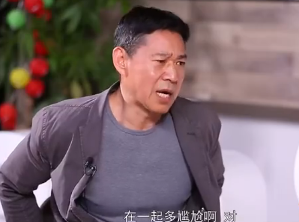 宁可为继女买百万豪车，也不参加儿子婚礼，张丰毅为啥这么做？