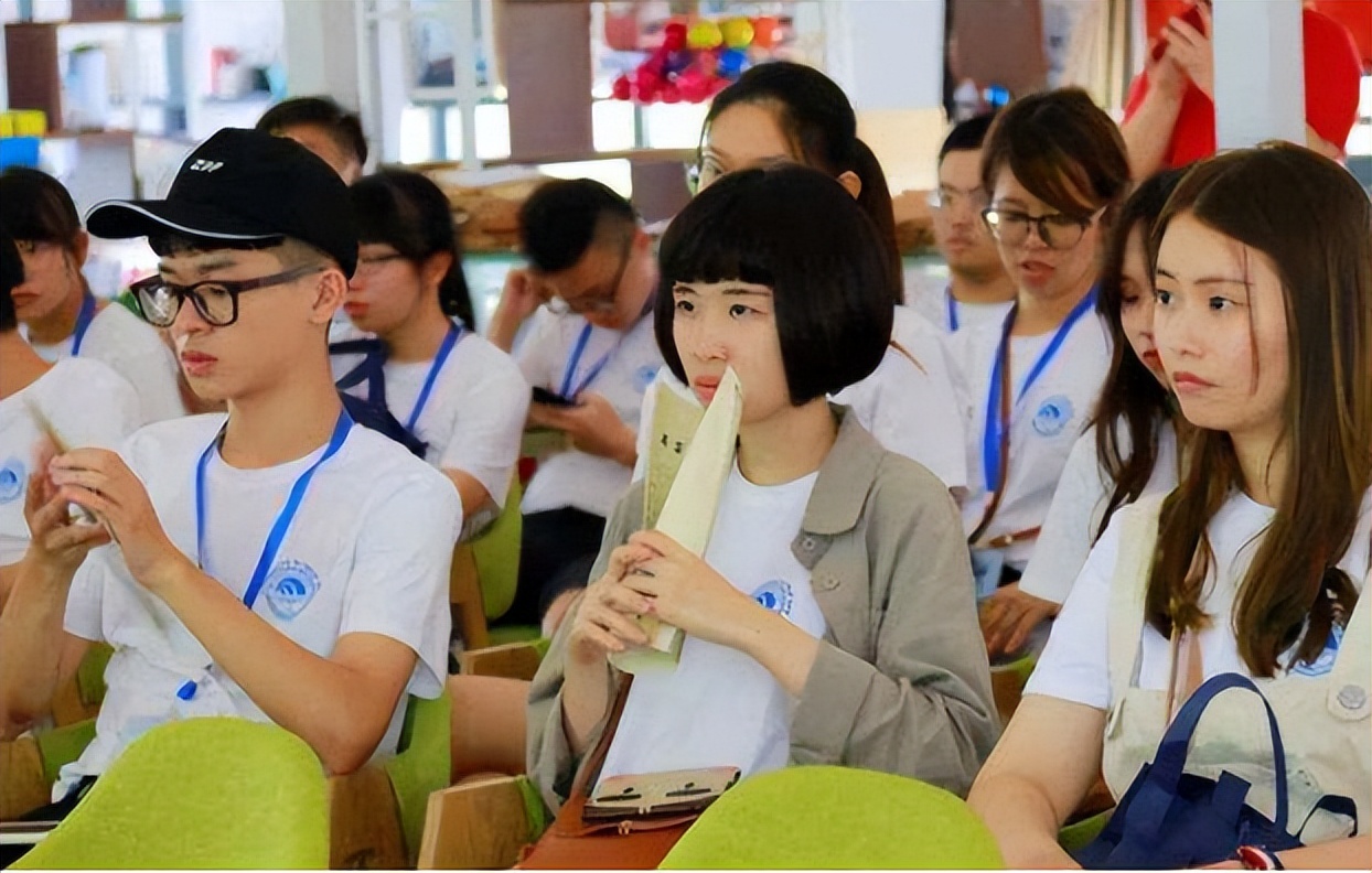 班级里这三类学生，在毕业后会混得不错，未来同学聚会上就能发现