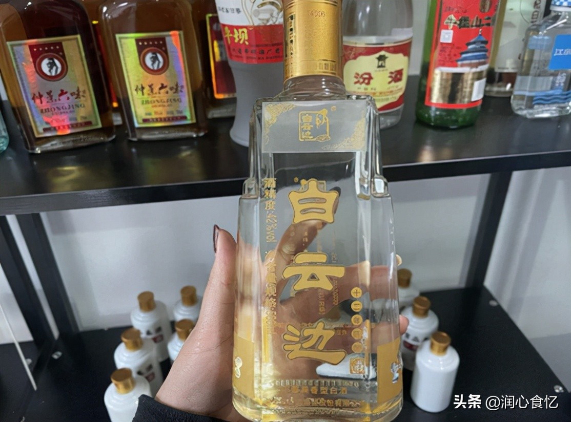 “春节”买白酒，200元到1000元以上能买啥好酒？自饮送人都合适