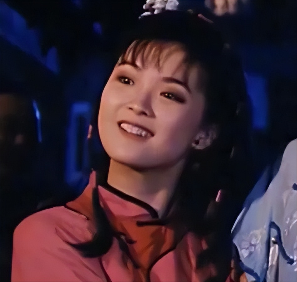 5位女星未成名前的样子，王艳告诉你啥才叫美，看到谢娜我笑了