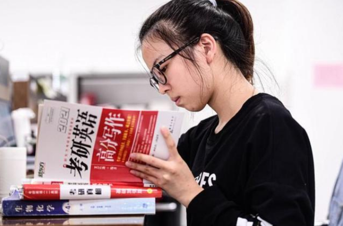 考研400分和高考600分，究竟哪个难度系数更高？结果和想象不同