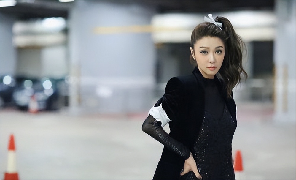 颜值不足脖子凑！这8位女星的天鹅颈太优越，气质一下就出来了