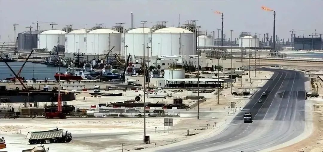 世界杯比赛场地标准规格（城市话题｜从卡塔尔世界杯，看全球顶级体育赛事场馆规划）