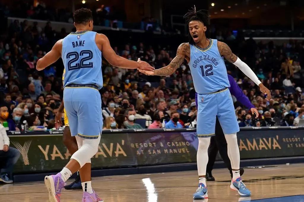 nba二巨头有哪些（美媒列出25岁以下潜力最好的十组双巨头，按实力排名哪组被低估了）