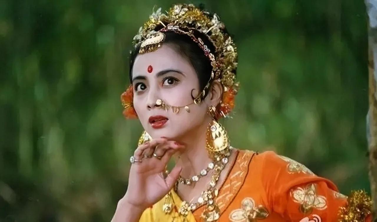 李玲玉:徐娘半老,风韵犹存