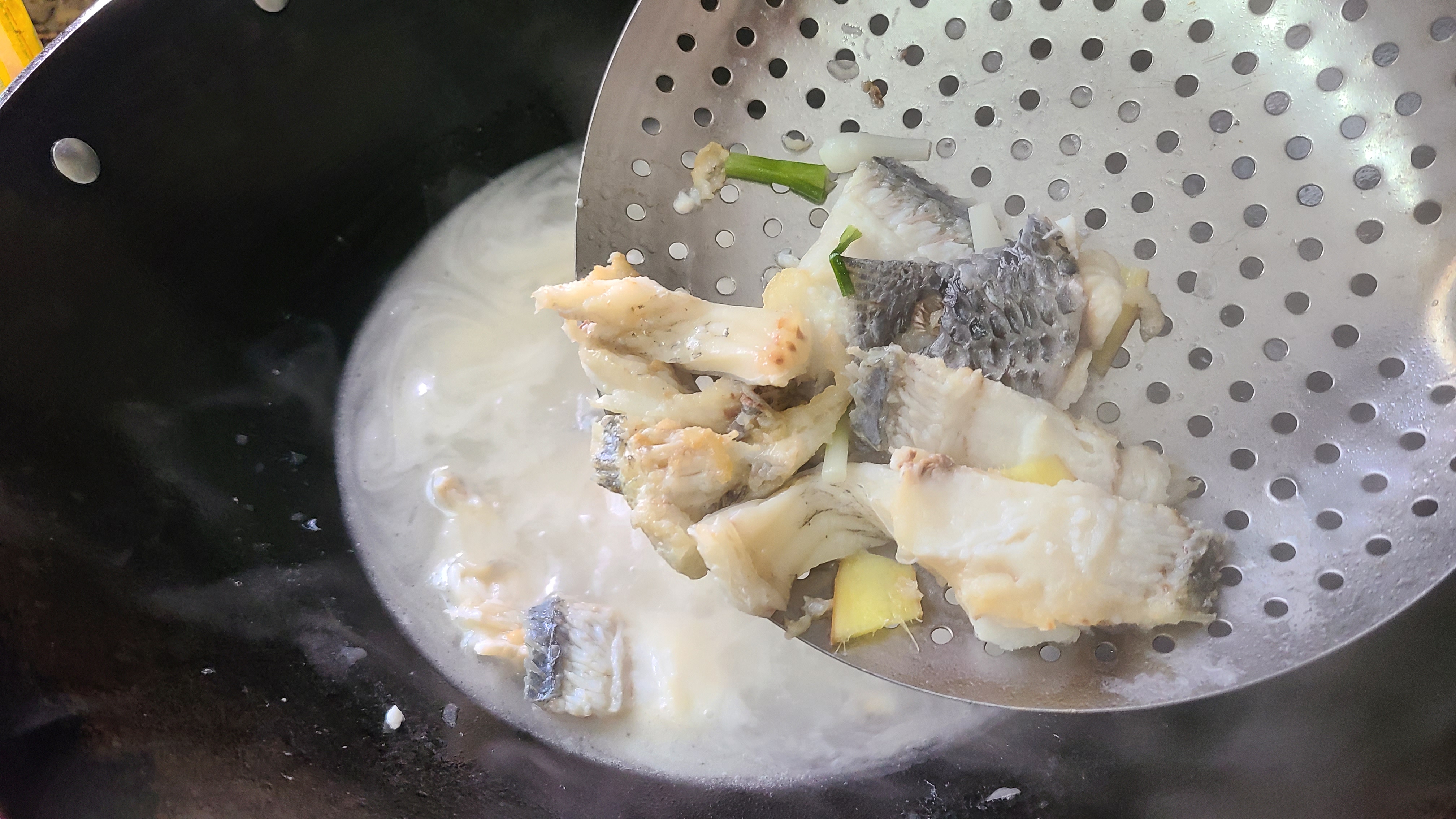 鱼片怎么做好吃又滑嫩