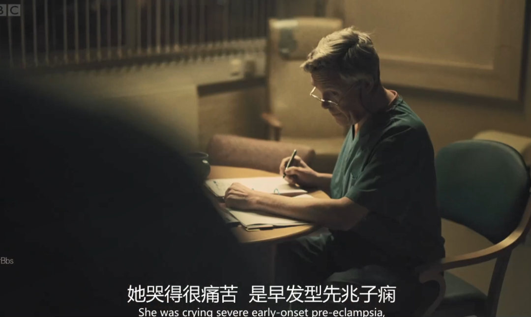 豆瓣9.4、BBC最大尺度的医疗剧，出演了所有社畜的心声