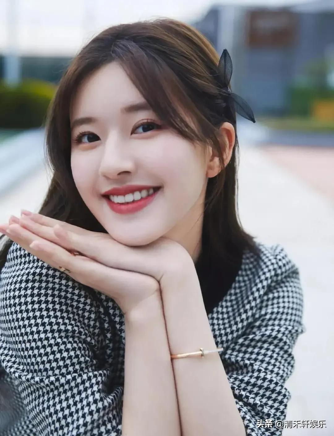 赵露思，最后一张嘟嘴照，特别好！可爱无敌，也特美