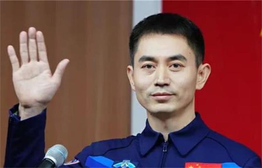 叶光富妻子李璇，满脸旺夫相，温柔可人！招人喜欢