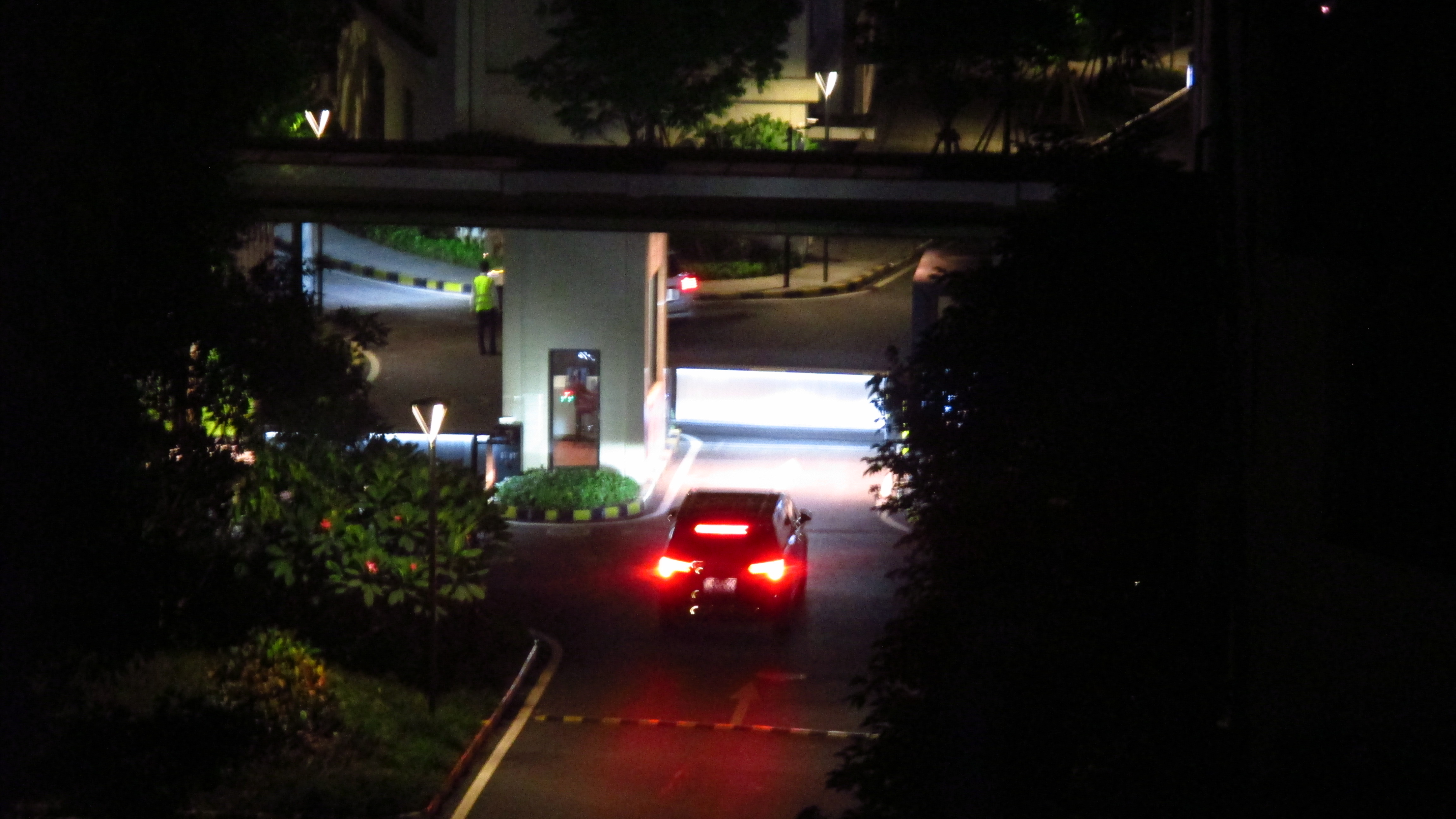 被时代淘汰的CCD卡片机，在小红书上重新走红