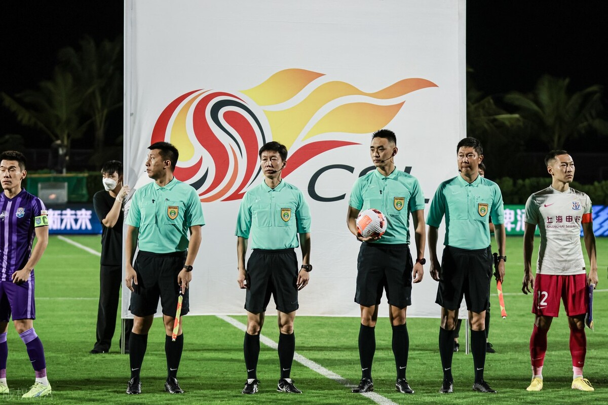 中超争冠组开球时间是什么（中超年内完赛：最后2轮27日和31日展开，末轮9场全部15点开球）-趣拿体育