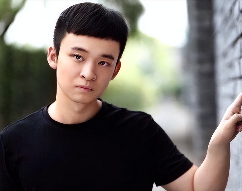 星二代泛滥、关系户扎堆、富二代遍地，娱乐圈已成为“世袭制”?