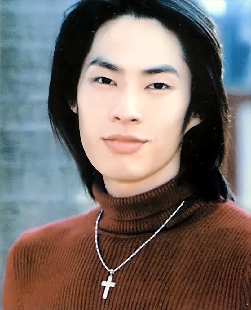 12位“古装奇丑”的男星，别人穿古装是耍帅，他们是“灾难现场”