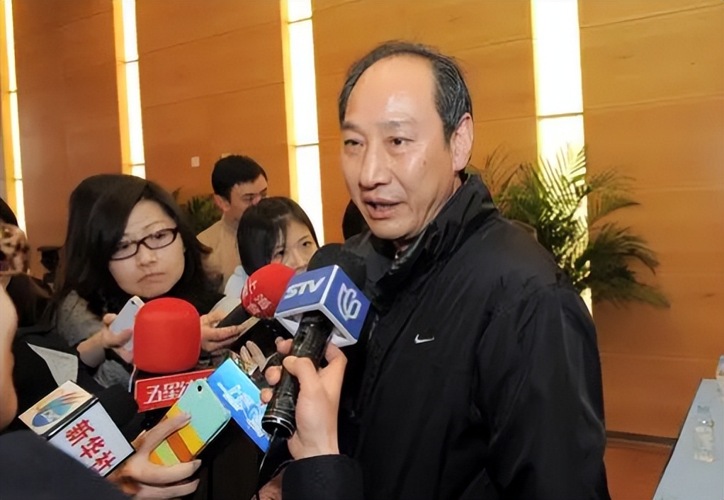 刘翔孙海平私人关系如何(重回田径！刘翔恩师67岁孙海平再迎新职务，希望再培养出一位刘翔)