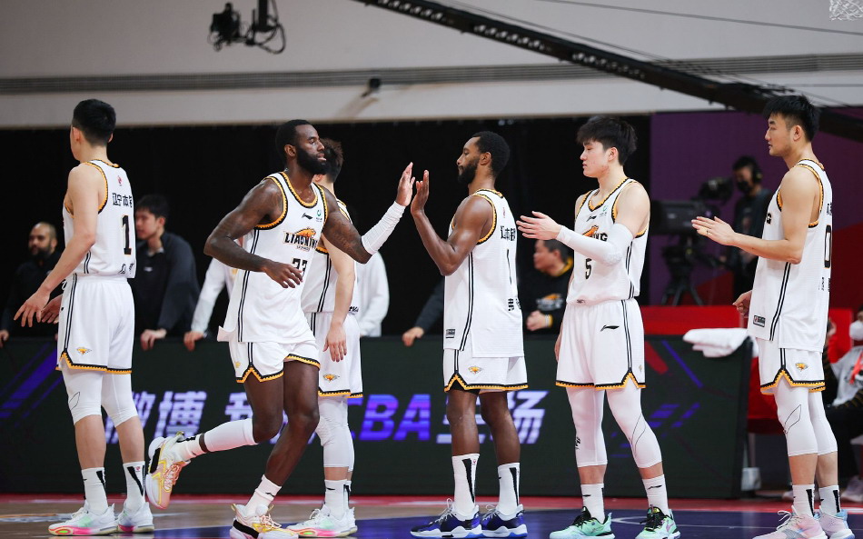 cba在哪个台看直播（CBA辽篮VS天津4大看点，杨鸣如何激活残阵？CCTV5不转，2平台直播）