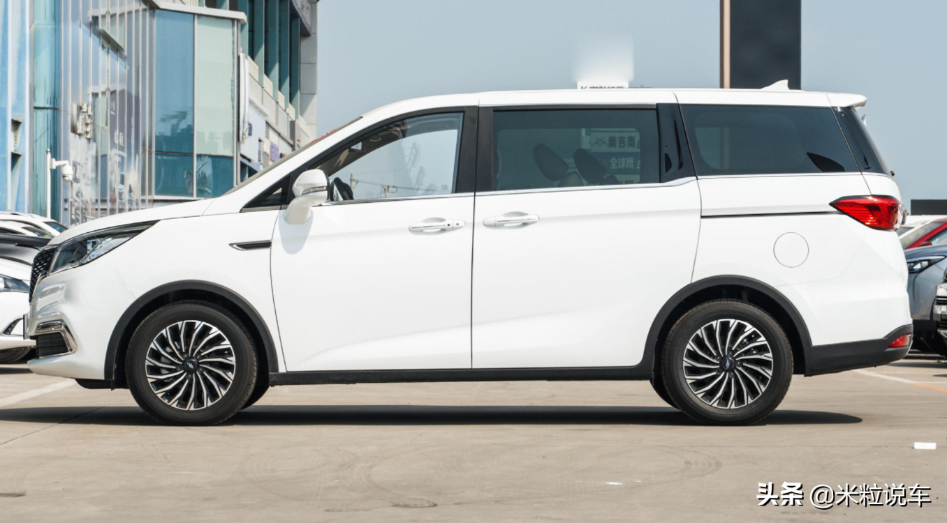 长安欧尚七座商务车(长安商务车7座报价和图片)