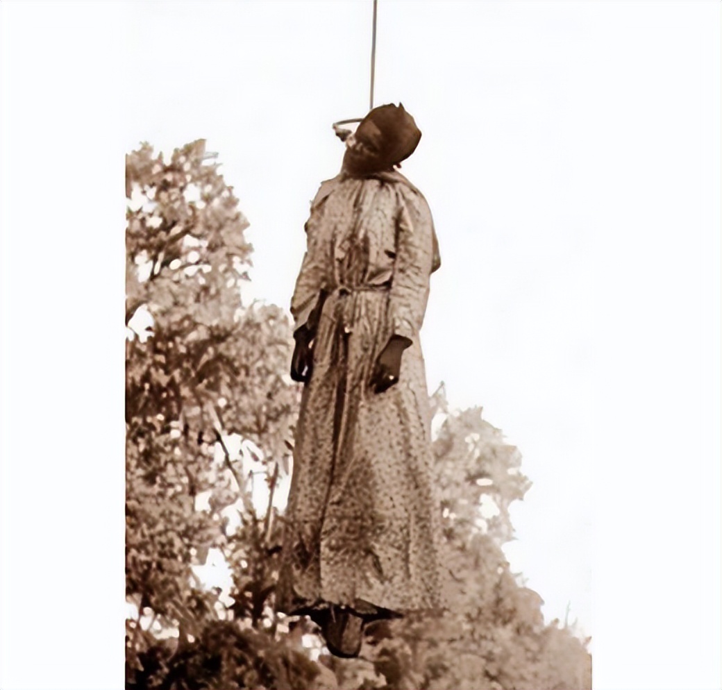 真人的避图片(老照片：被吊死的怀孕黑人妇女、真实炮刑现场、被枪决的英军逃兵)