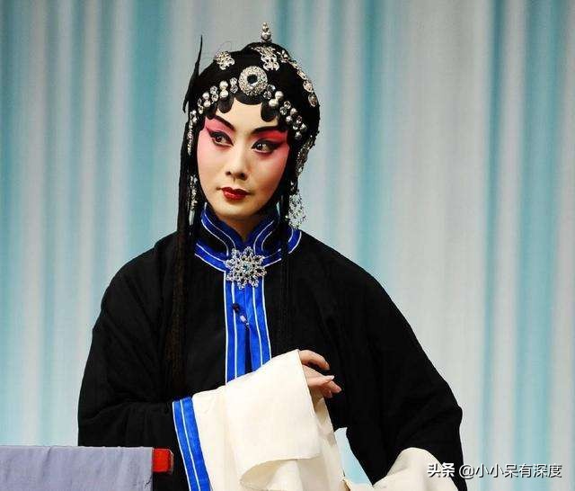 李胜素简介(京剧第一美人的李胜素,到底是怎样的人?