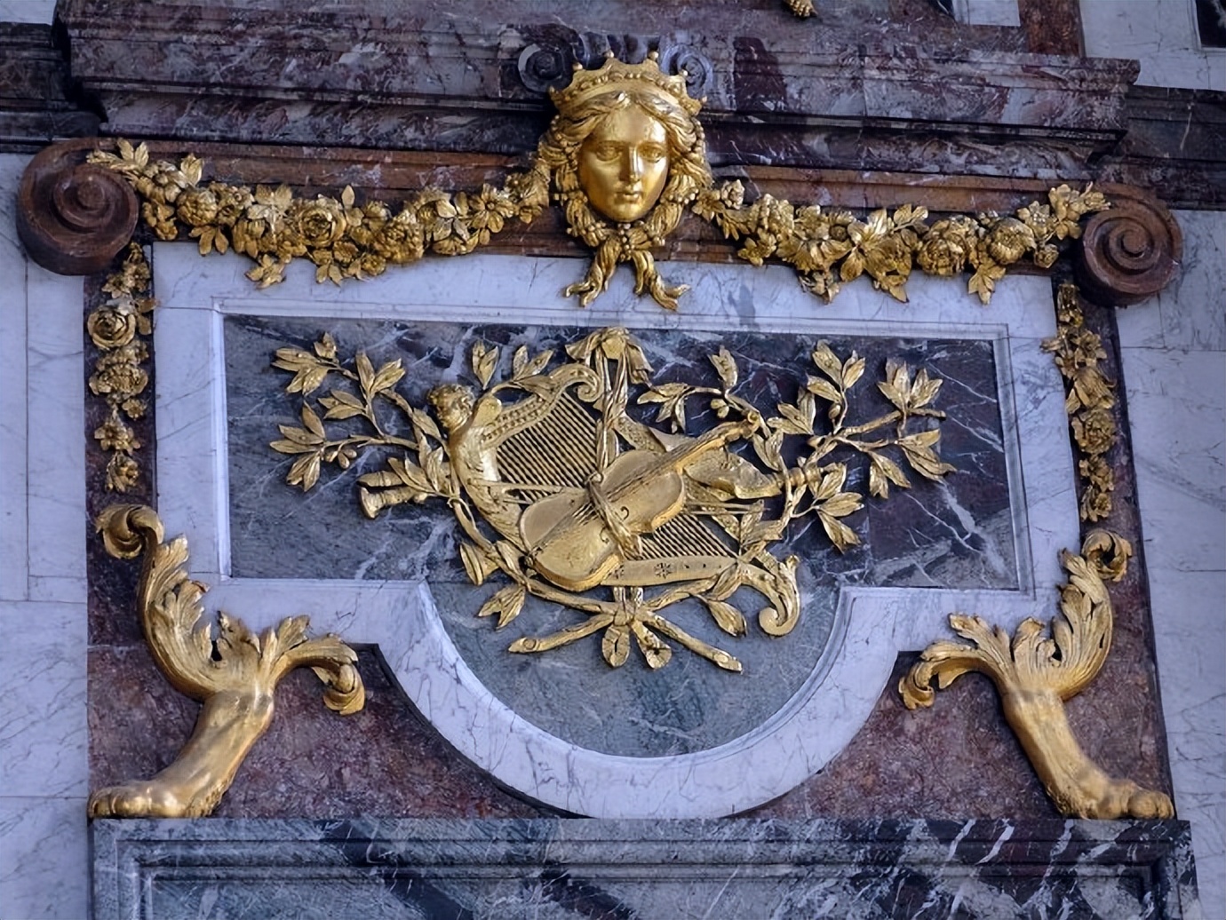 古代欧洲宫廷图片（欧洲第一宫殿 - 法国巴黎的凡尔赛宫）