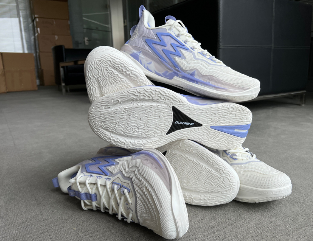 匹克和361篮球鞋哪个好（国产新品！匹克帕克4代回归，361度新鞋好帅，特步抄袭李宁驭帅？）