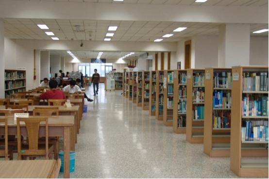 大学生迎来“坏消息”，预计2022全面实行，学生：得亏自己毕业早